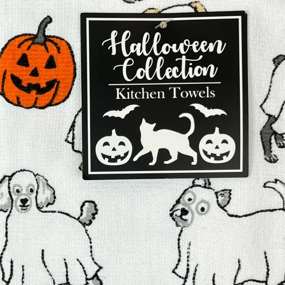 Halloween Collection - ‘Trick or Treat Dogs’ Disk Towrls (2). NWT Firm!
